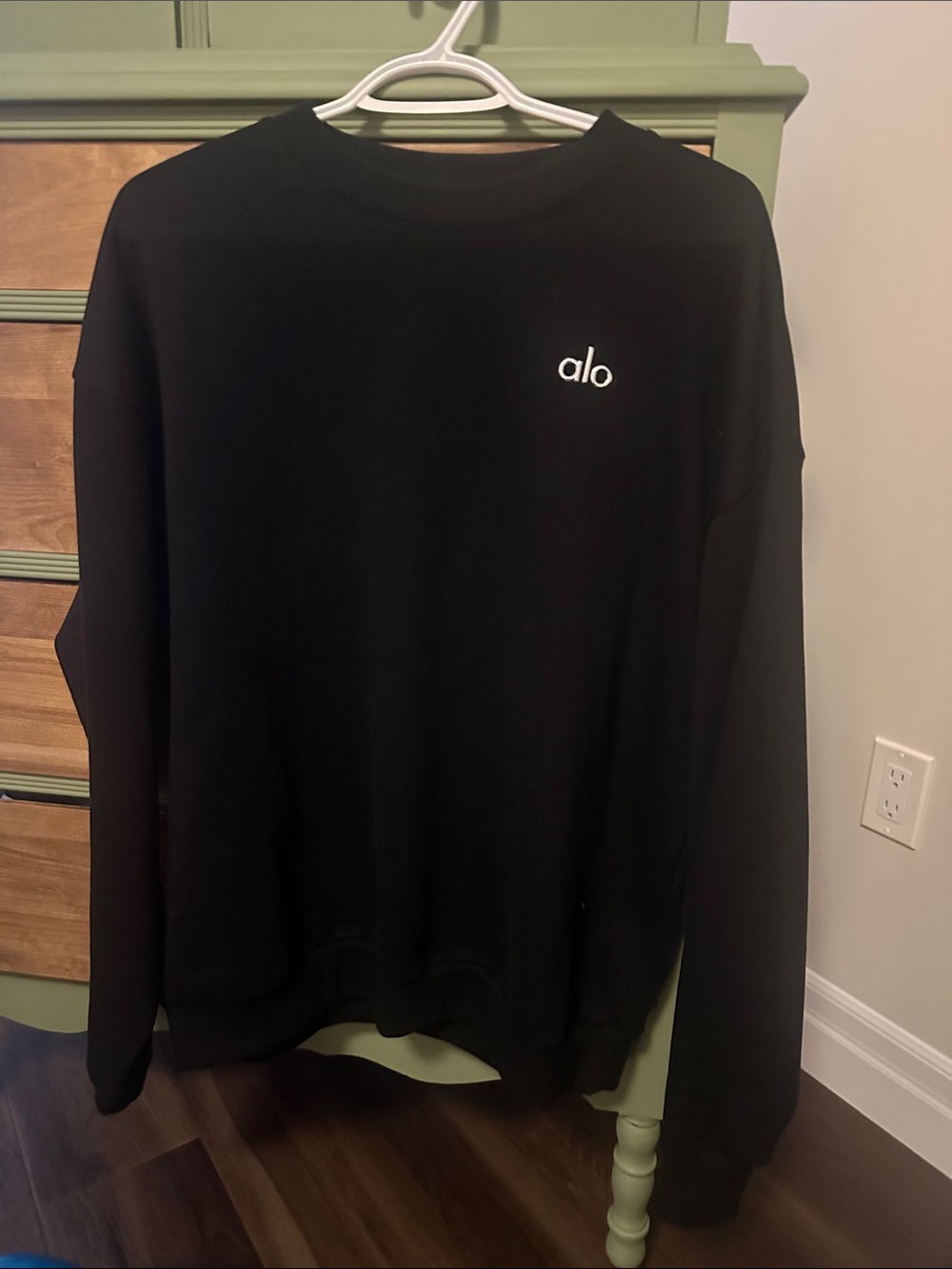 ALO Yoga women’s Black Crewneck Sweater with White Logo